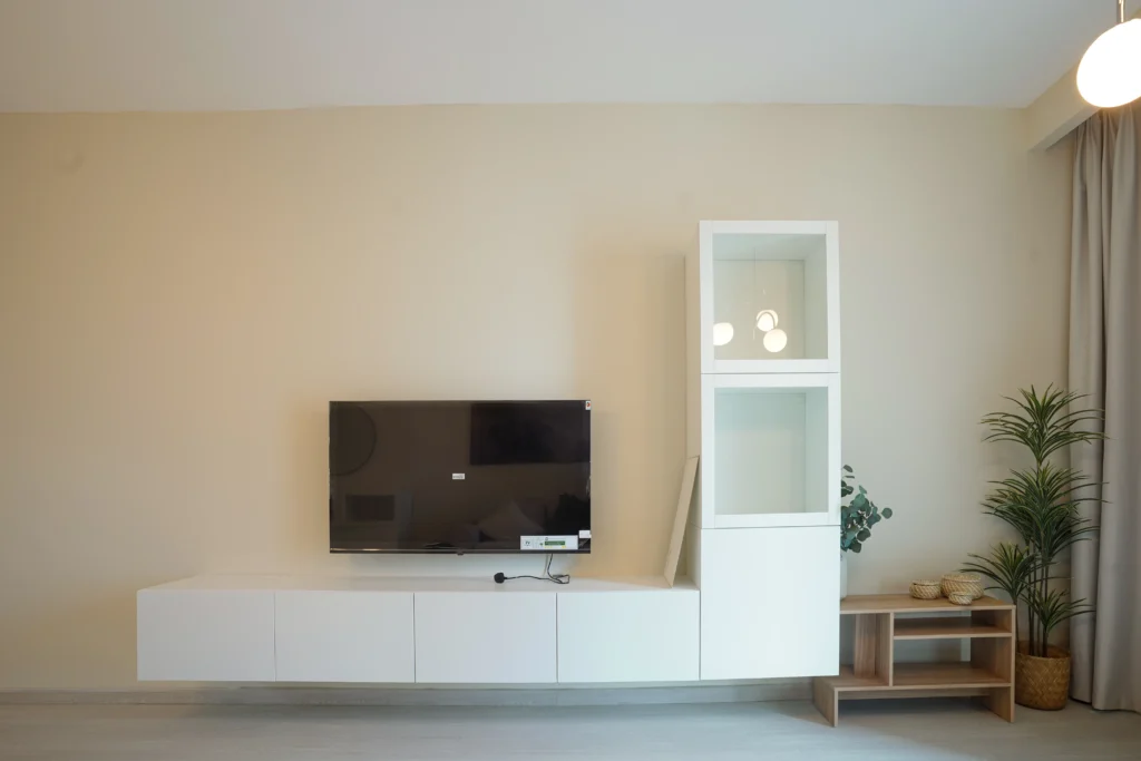 Lake Point Tower JLT TV Console